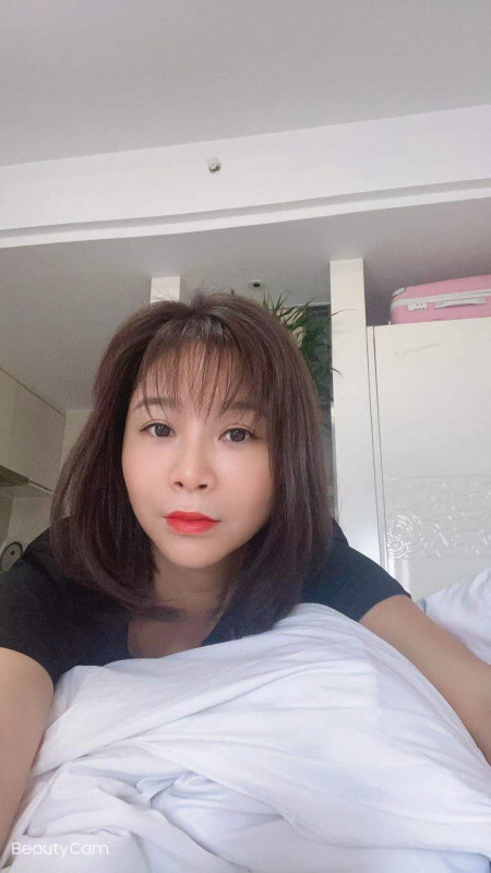 服务系老师露露